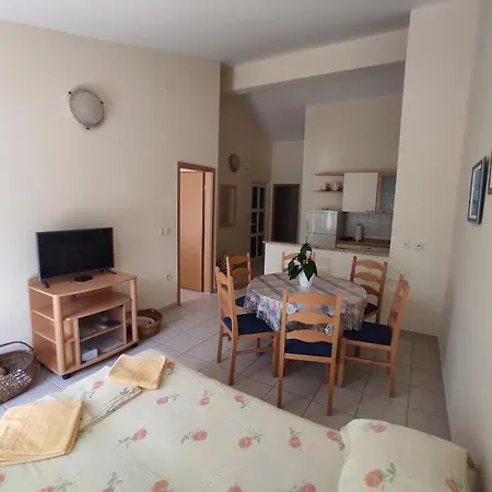Apartment Keran 4 Podgora (Split-Dalmatia)